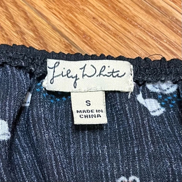 Lily White Women’s Tank Top - Black w/ White Swans - Size S - EUC - Picture 5 of 8